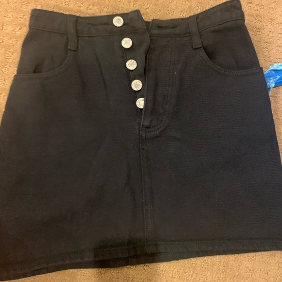 Brandy Melville black denim skirt - Picture 3 of 6